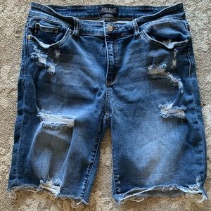 Judy blue denim distressed Bermuda shorts